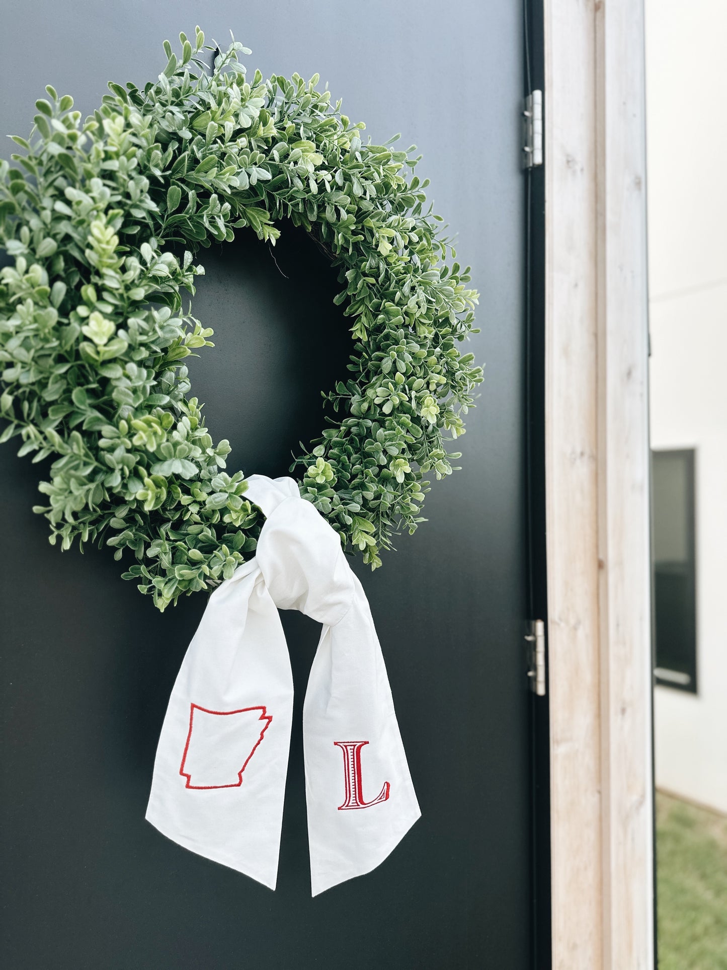 Arkansas Wreath Sash - White