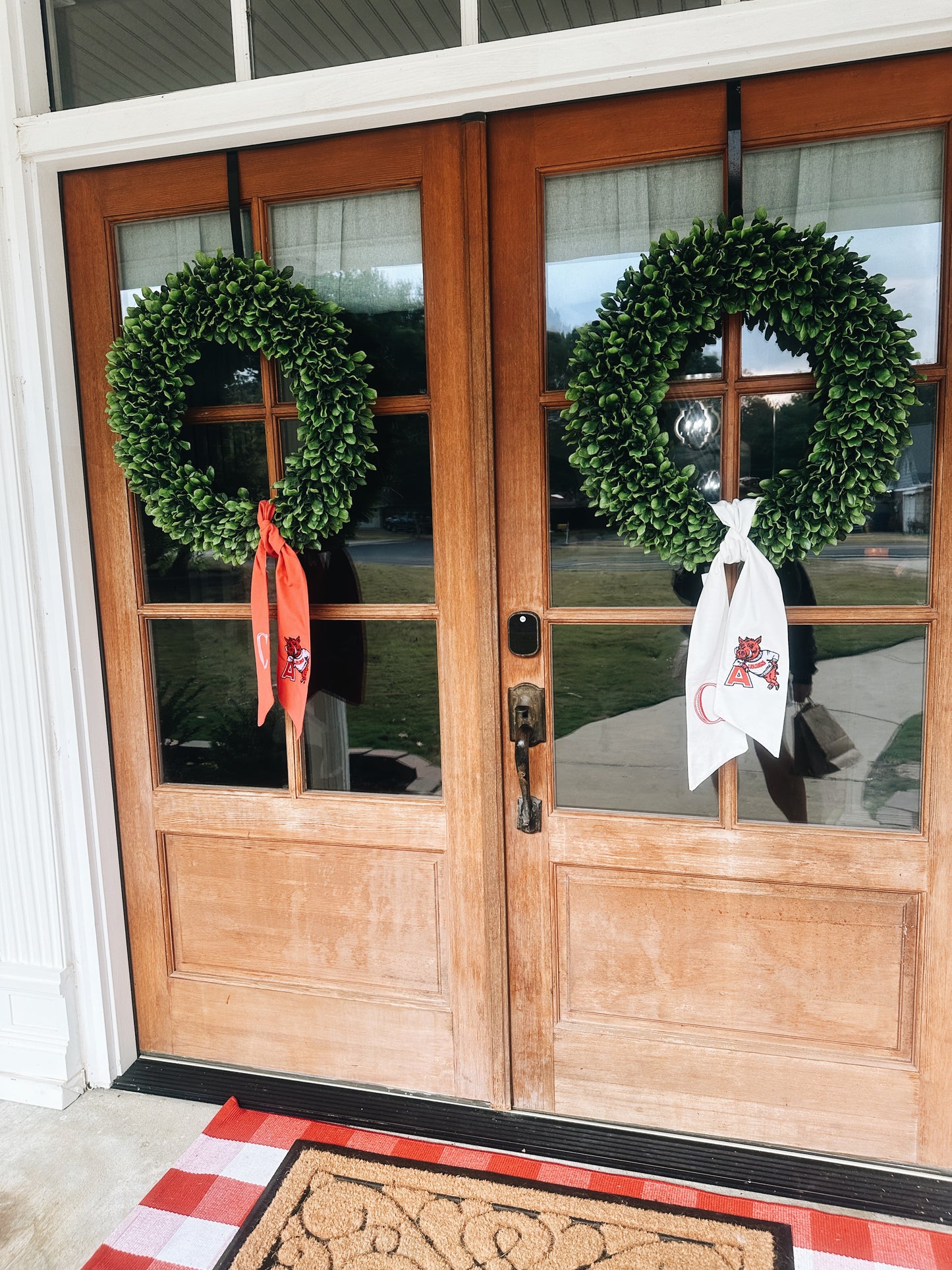 Leaning A Wreath Sash