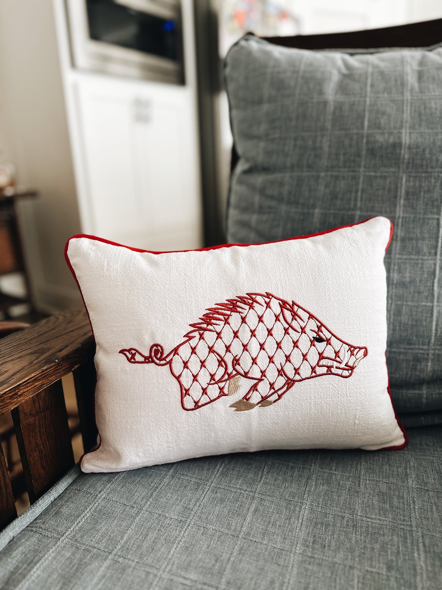 Chic Razorback Pillow