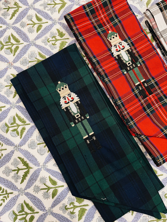 Nutcracker Wreath Sash - Blackwatch