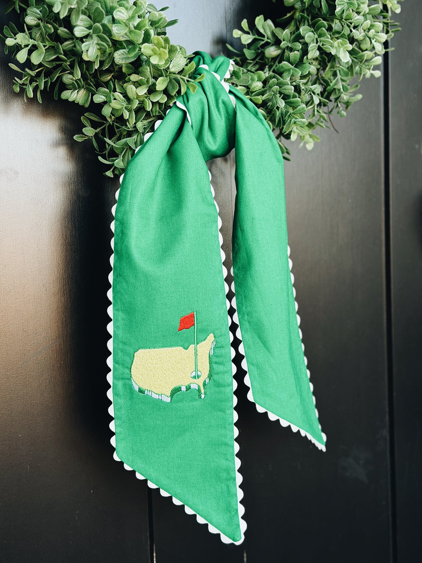 USA Golf Kelly Green Wreath Sash with Ivory Ric Rac Trim