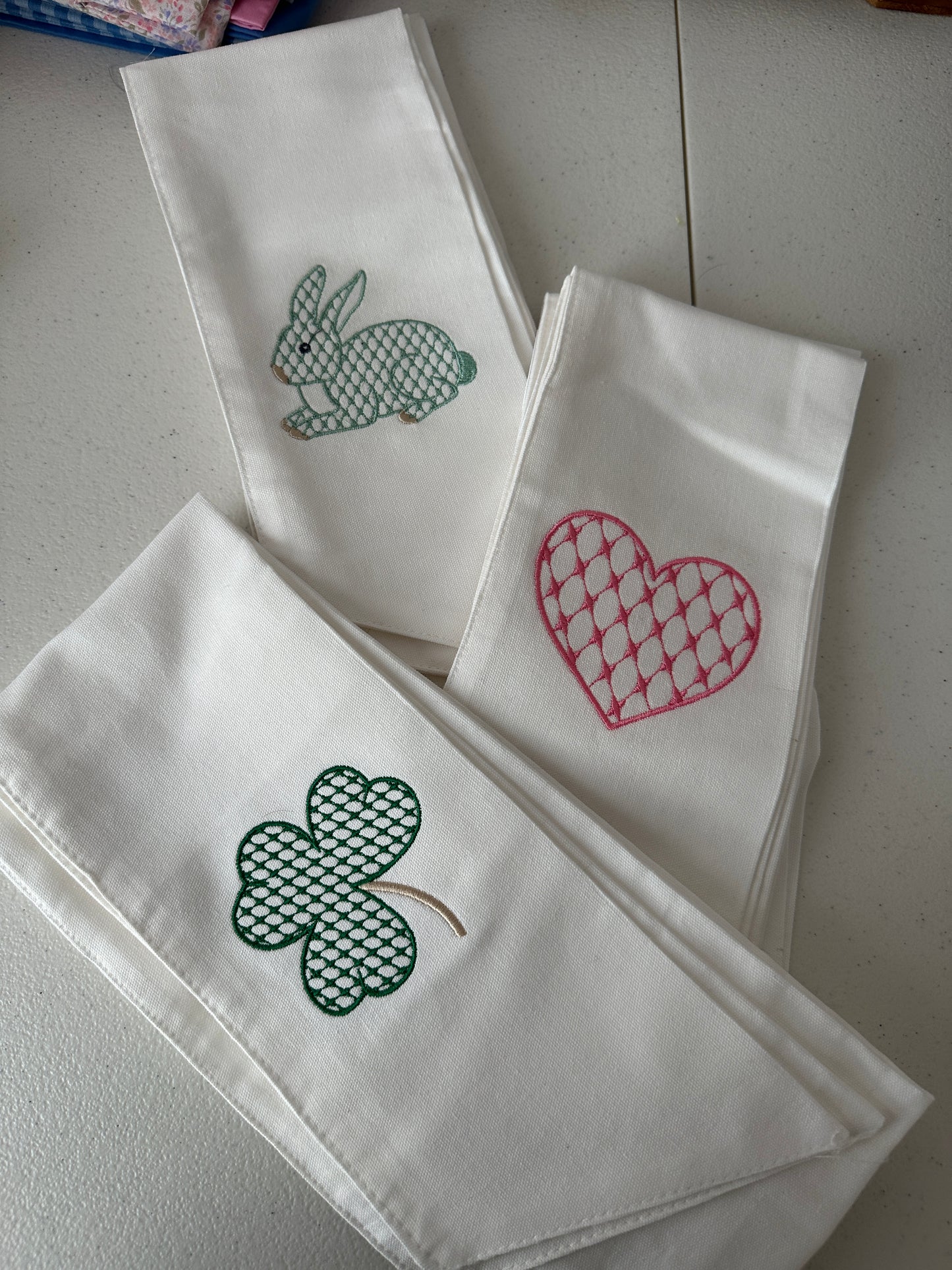 Chic Heart Valentine's Day Wreath Sash
